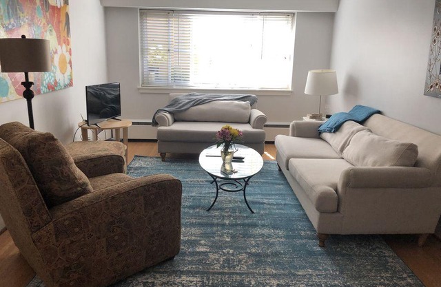 Kitsilano Beach Apartment in VANCOUVER