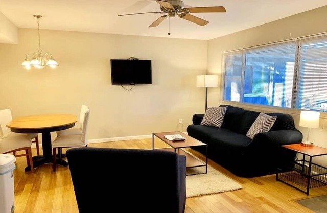 Bay Hideaway Rentals 