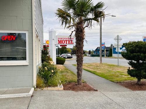 Northwoods Motel 