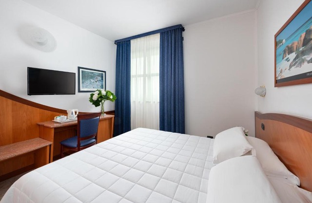 Rivoli Hotel 