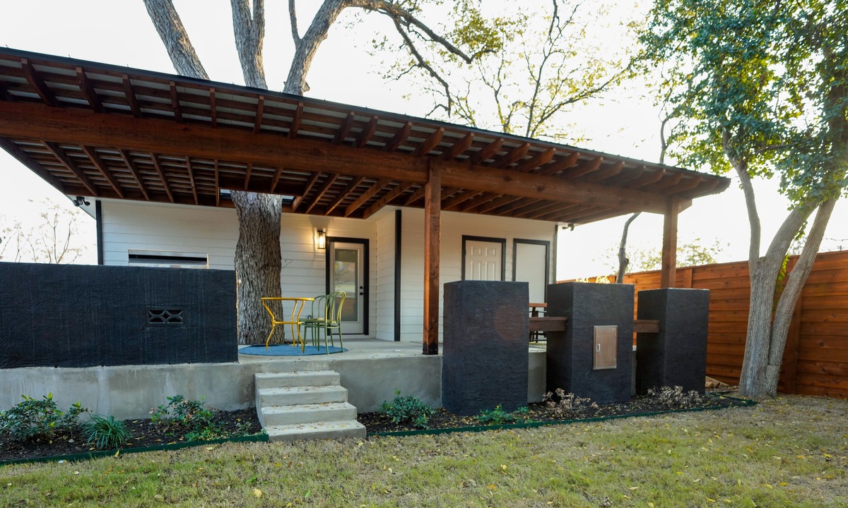 Southtown Villa | Casa Lavaca Luxury