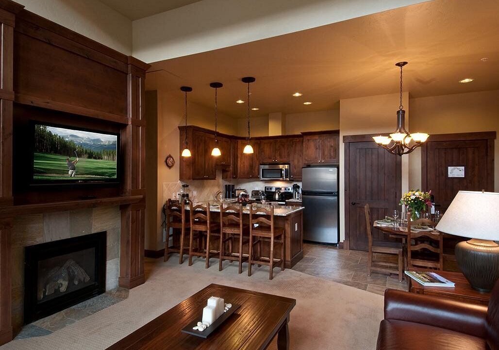 Breckenridge Resort | LUXURY SKI in/OUT Sleeps 8 -2 BR Grand Lodge Peak 7 Resort Breckenridge CO Pools