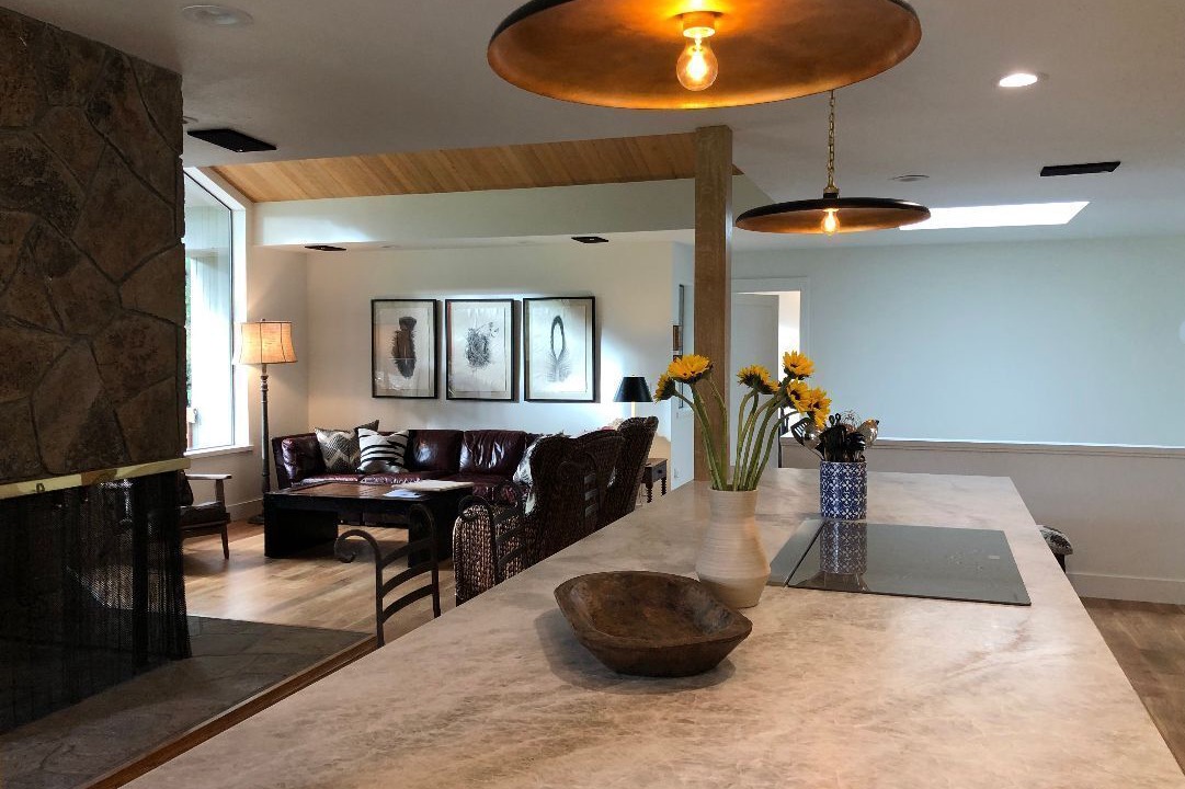 Black Butte Ranch House | Prime location! Recent remodel. On the 13th green! Minutes to Paulina Pool!