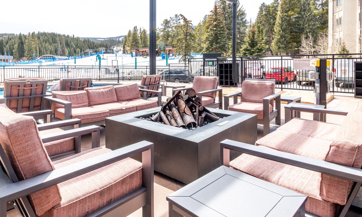 Peak 9 Condo | Best of Breck Location Epic Views Resort Amenities