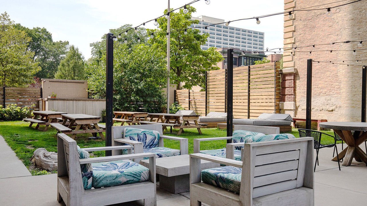 Photo of Outdoor in Uptown