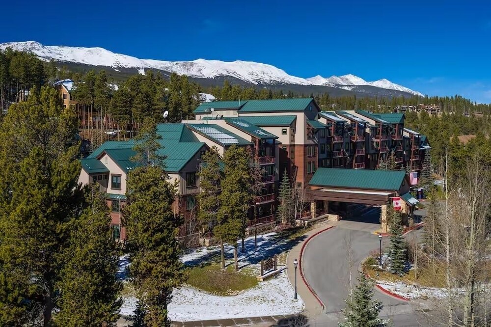 Photo of Outdoor in Peak 9
