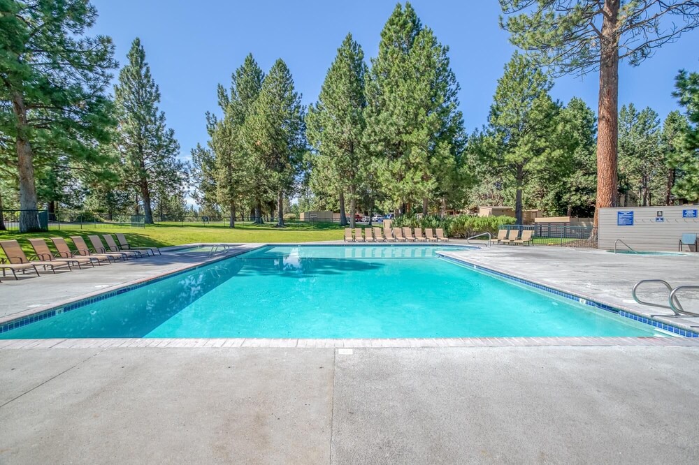 Photo of Outdoor in Century West