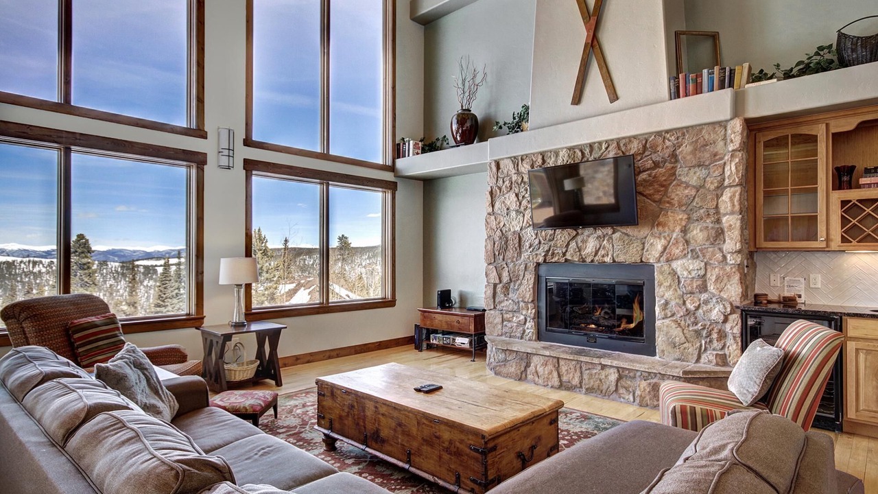 Photo of Livingroom in Woodmoor
