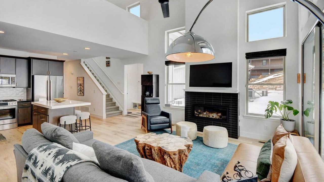 Photo of Livingroom in Rendezvous