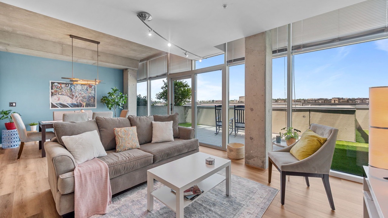 Photo of Livingroom in LoDo