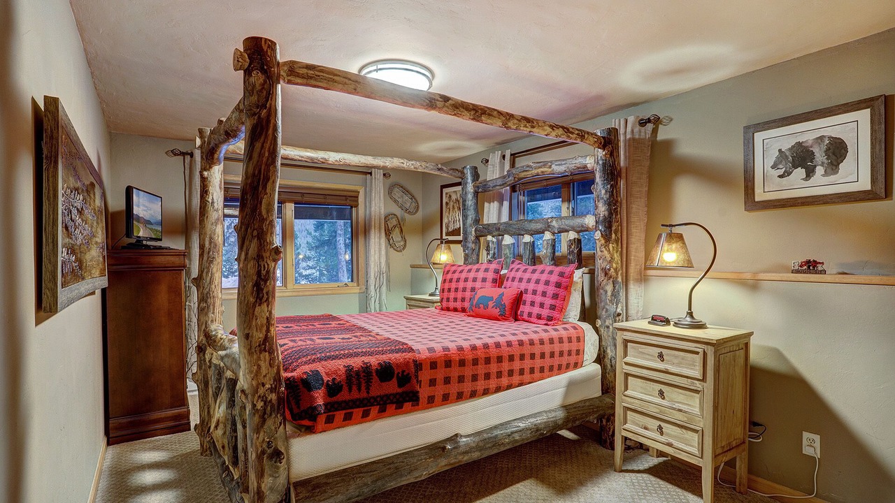 Photo of Bedroom in Blue River