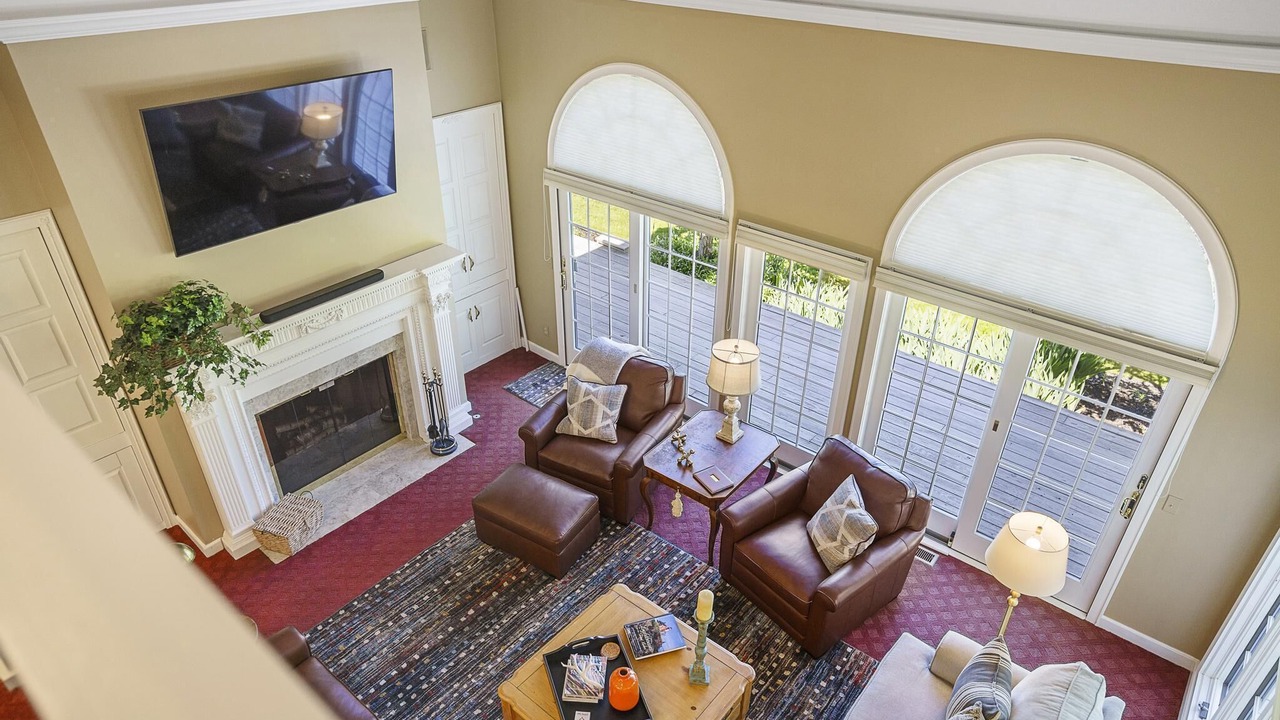 Photo of Livingroom in Birchwood Farms