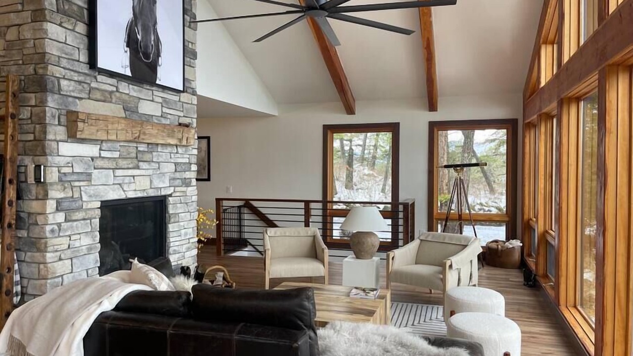 Photo of Livingroom in Finley Point