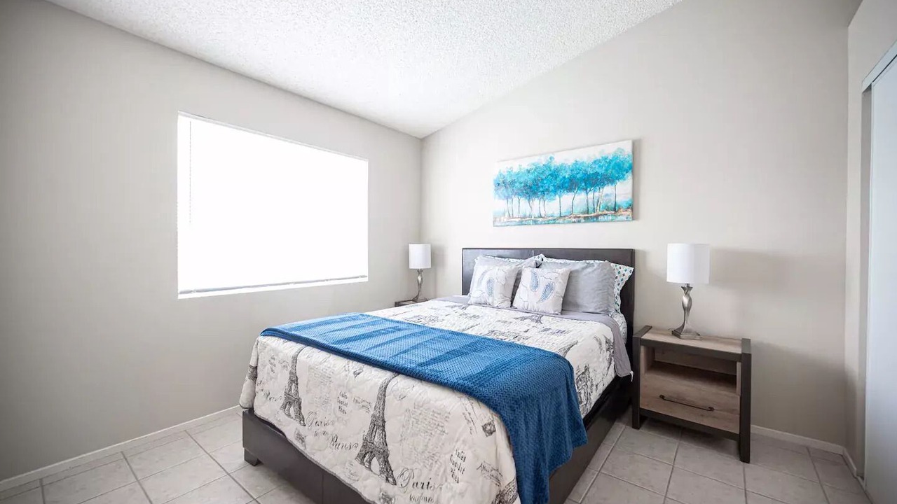 Photo of Bedroom in Highland Hills