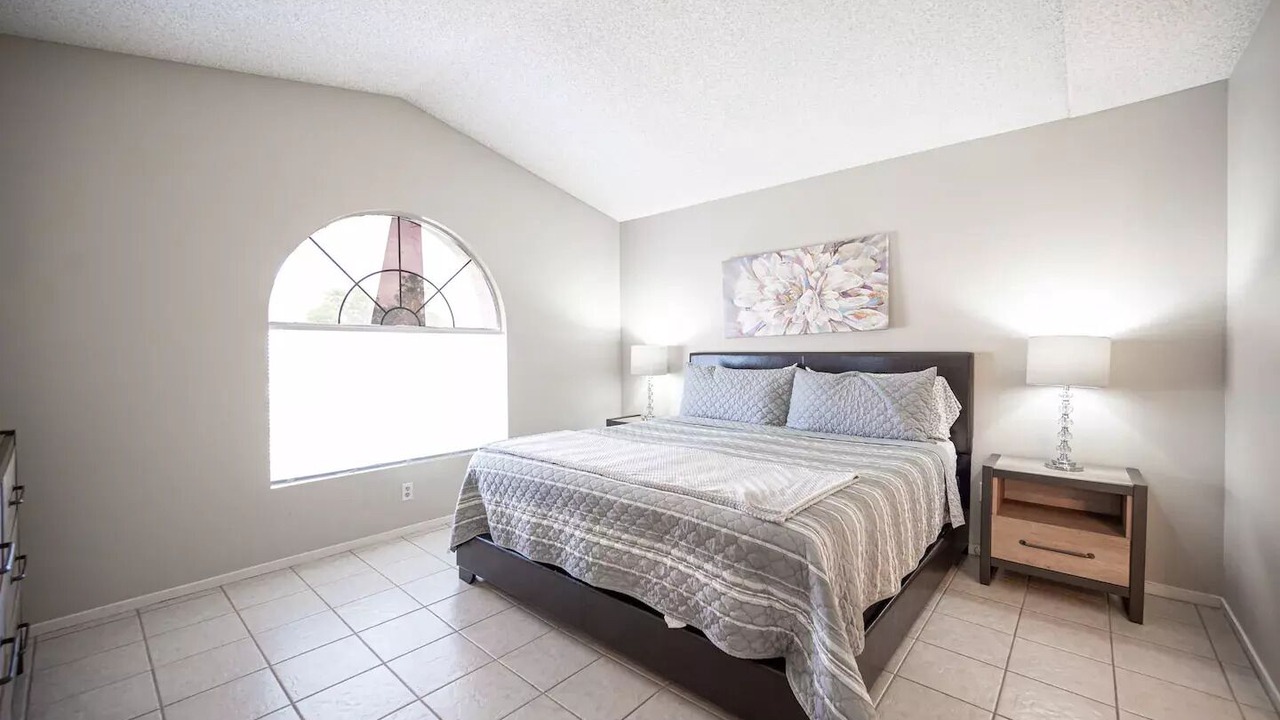 Photo of Bedroom in Highland Hills