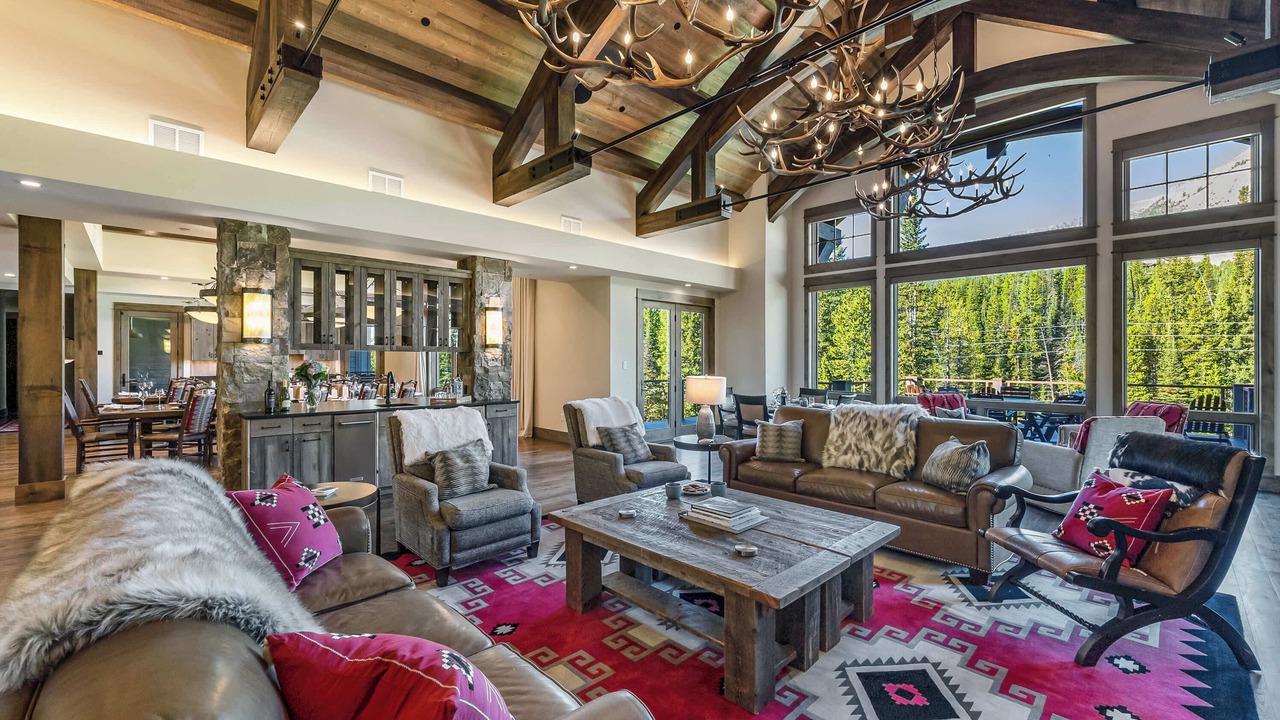 Photo of Livingroom in Big Sky