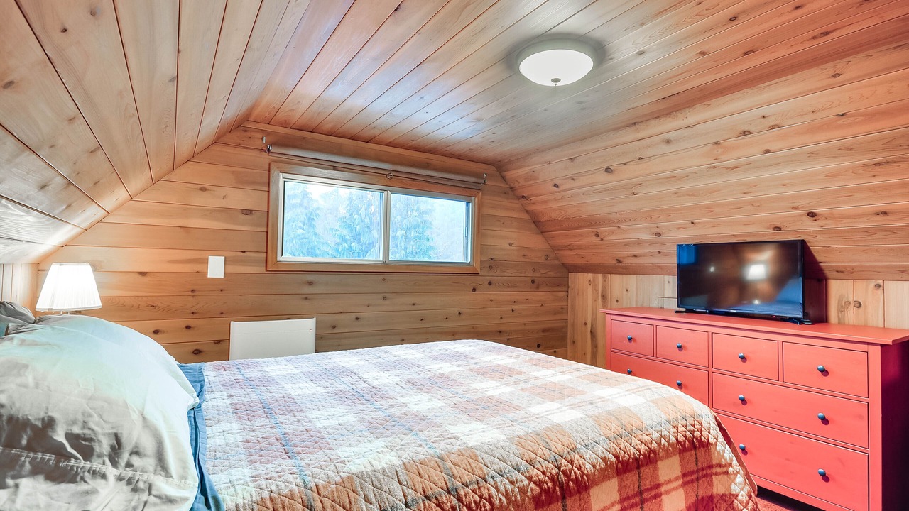Photo of Bedroom in Government Camp