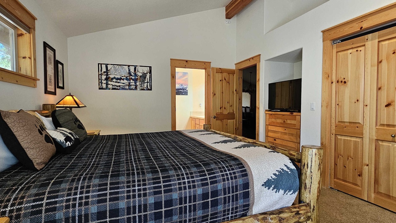 Photo of Bedroom in Deer Park