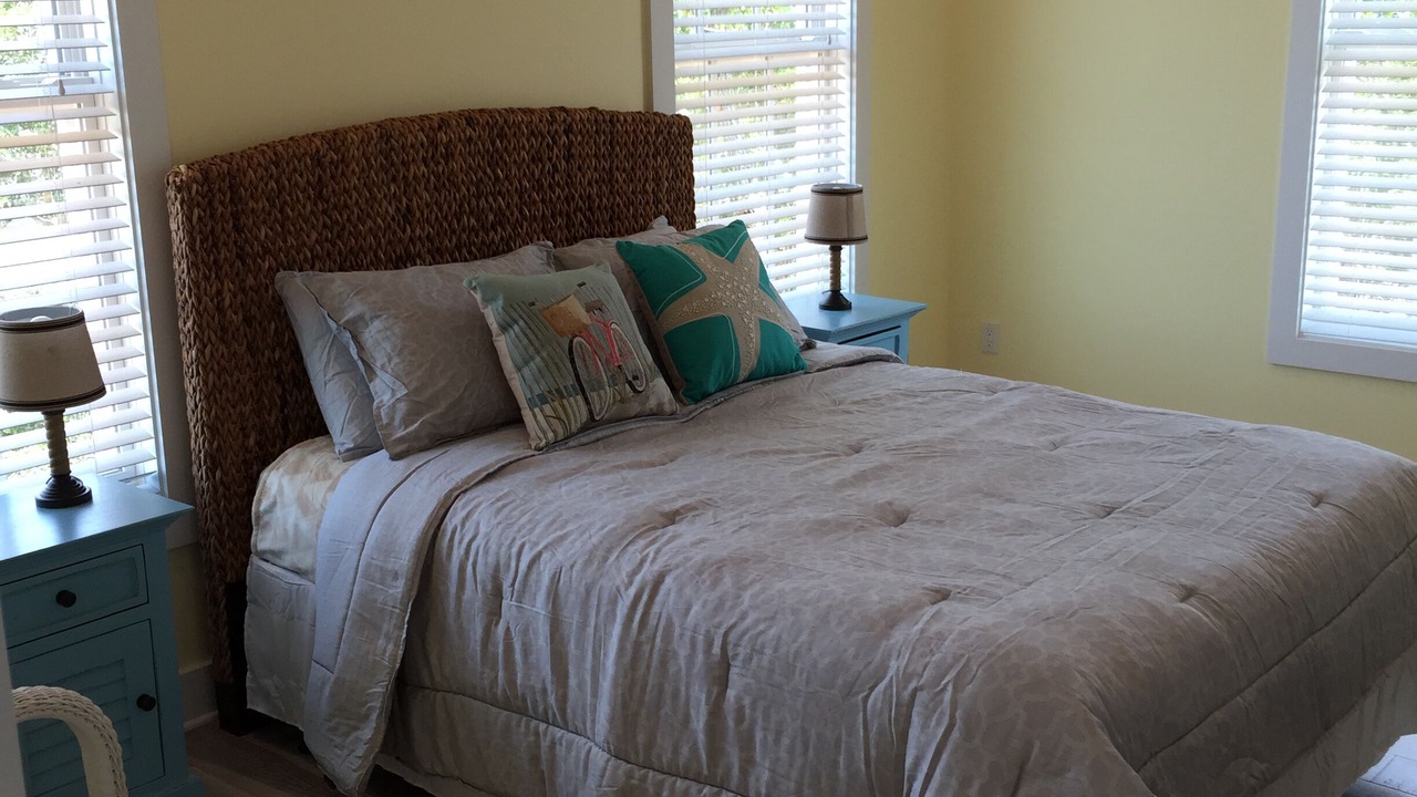 Photo of Bedroom in Ocean Springs