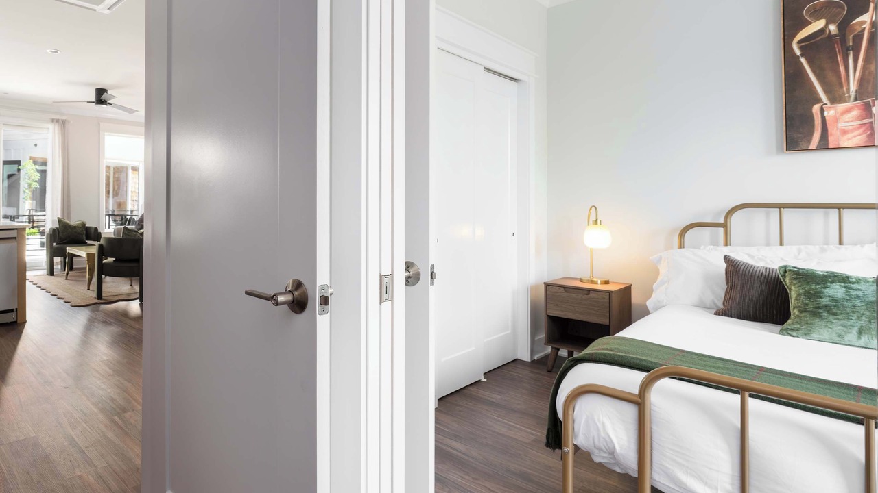 Photo of Bedroom in River District