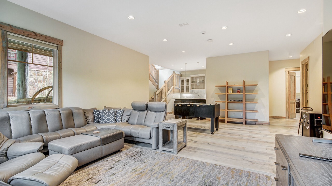 Photo of Livingroom in Warrior's Mark