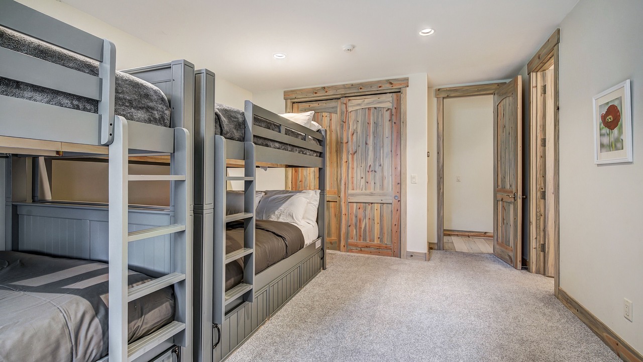 Photo of Bedroom in Warrior's Mark