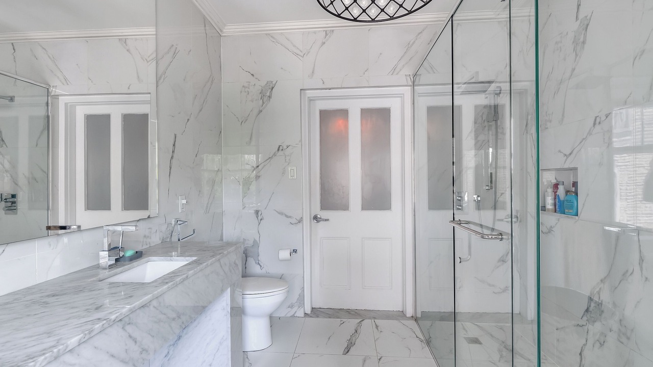 Photo of Bathroom in Quartier des Spectacles