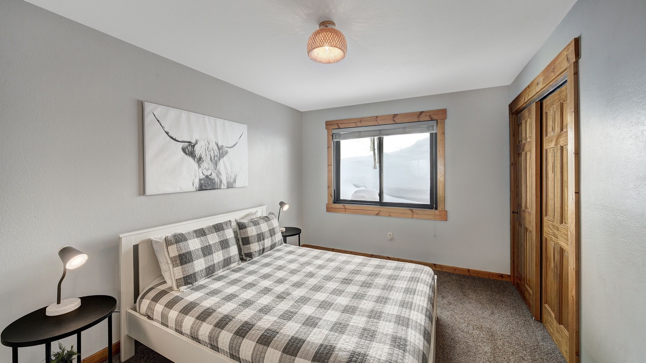 Photo of Bedroom in Blue River