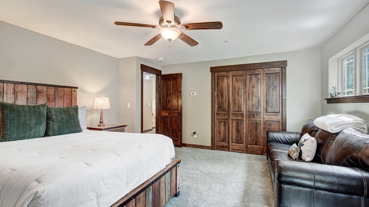 Photo of Bedroom in Blue River