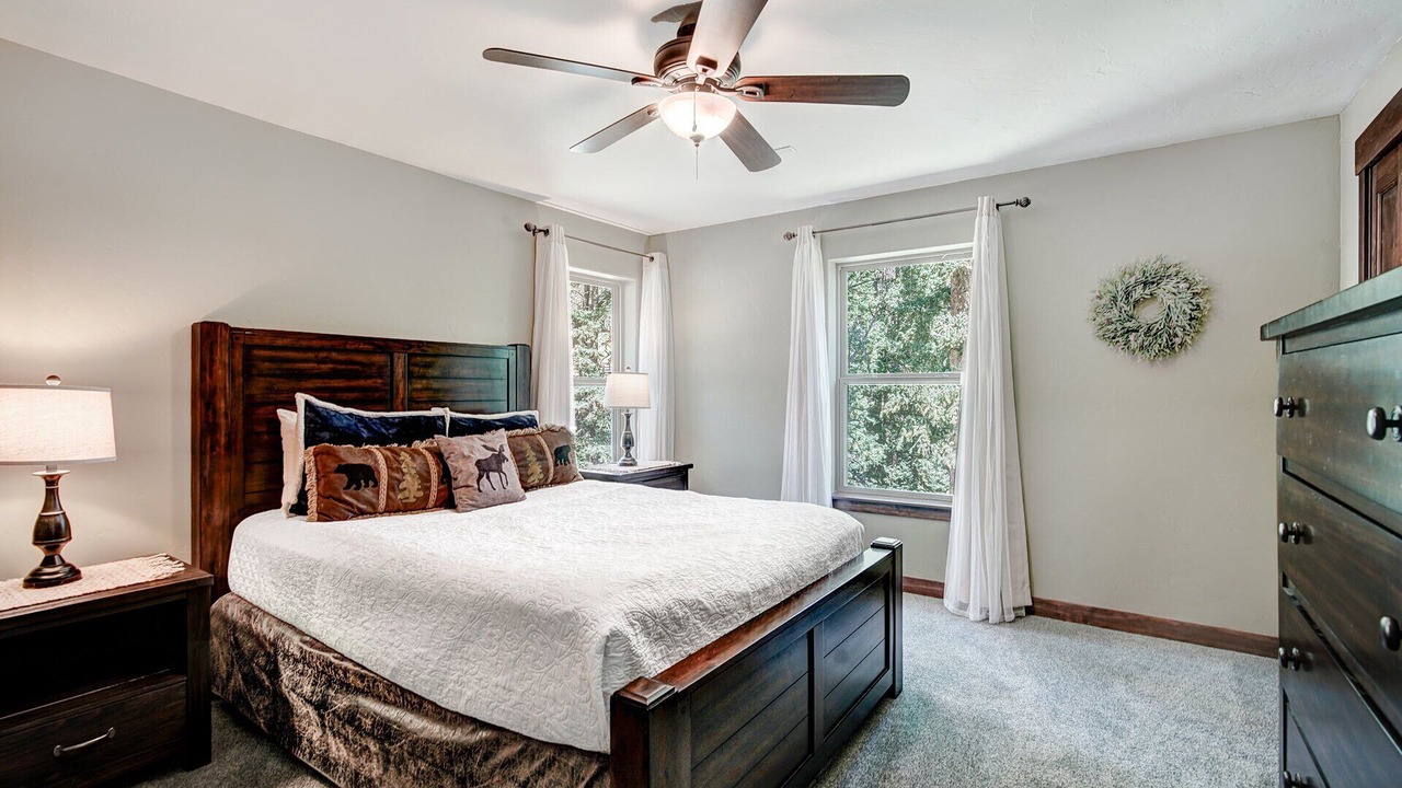 Photo of Bedroom in Blue River