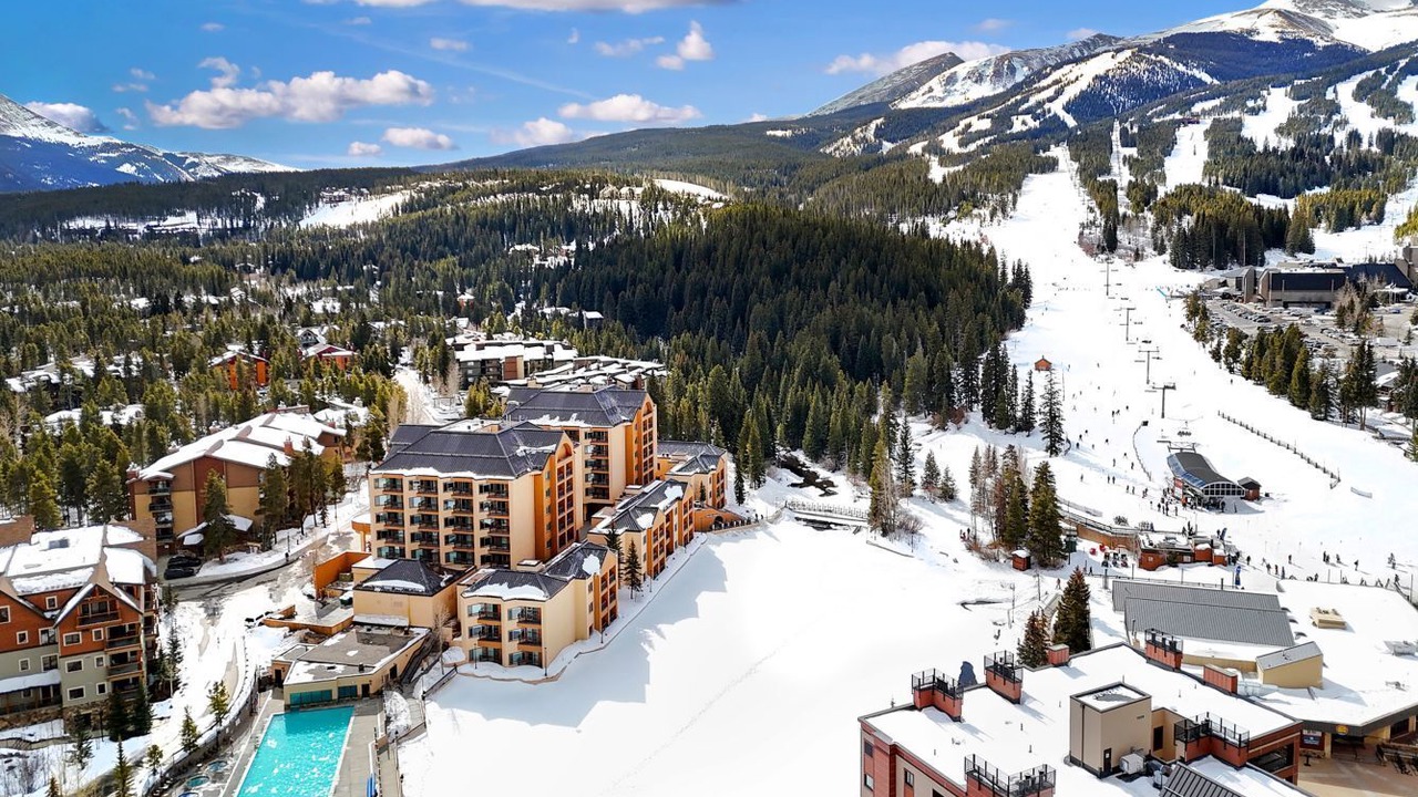 Photo of Outdoor in Peak 9