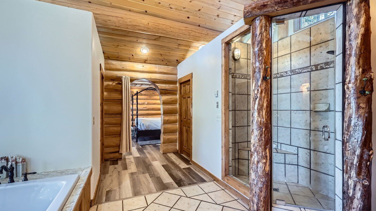 Photo of Bathroom in Quandary Village