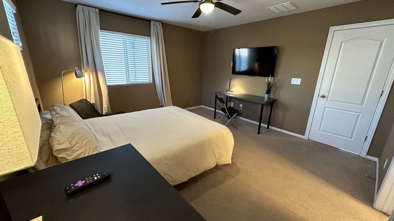 Photo of Bedroom in Centennial Hills