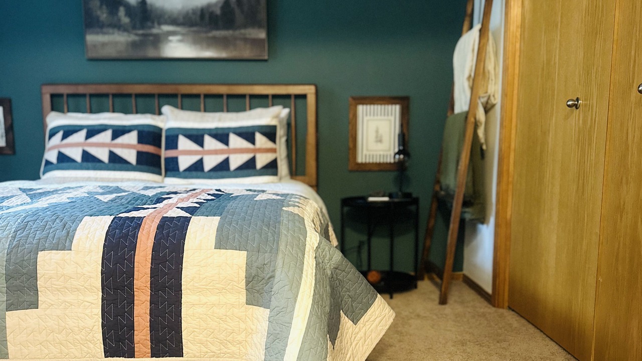 Photo of Bedroom in Three Rivers