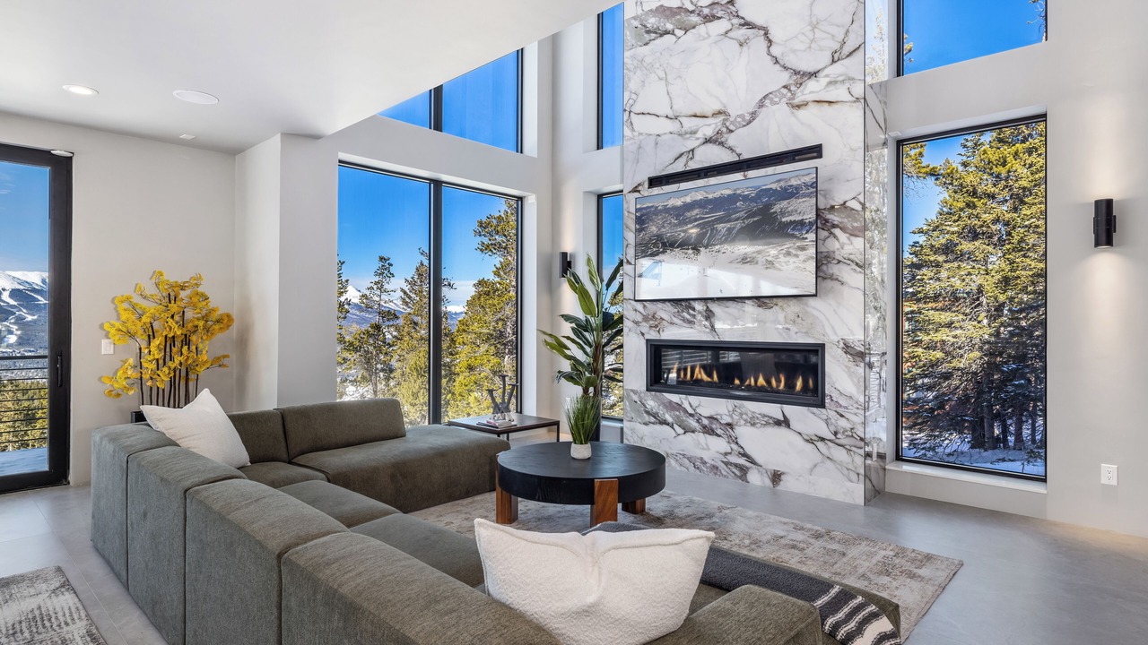 Photo of Livingroom in Baldy Mountain
