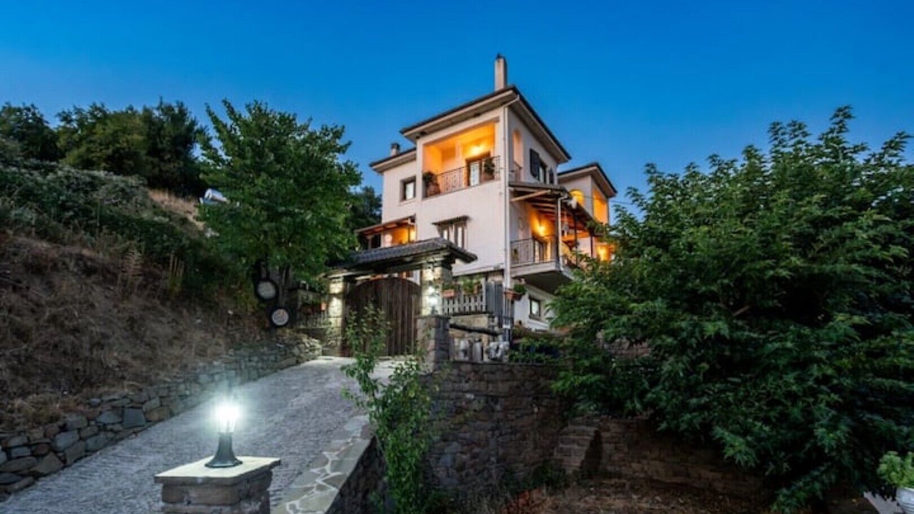 Photo of Outdoor in Karpenisi