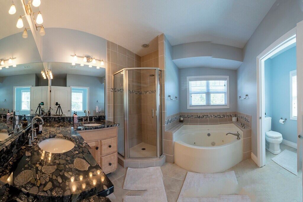 Photo of Bathroom in Glenn Haven Shores