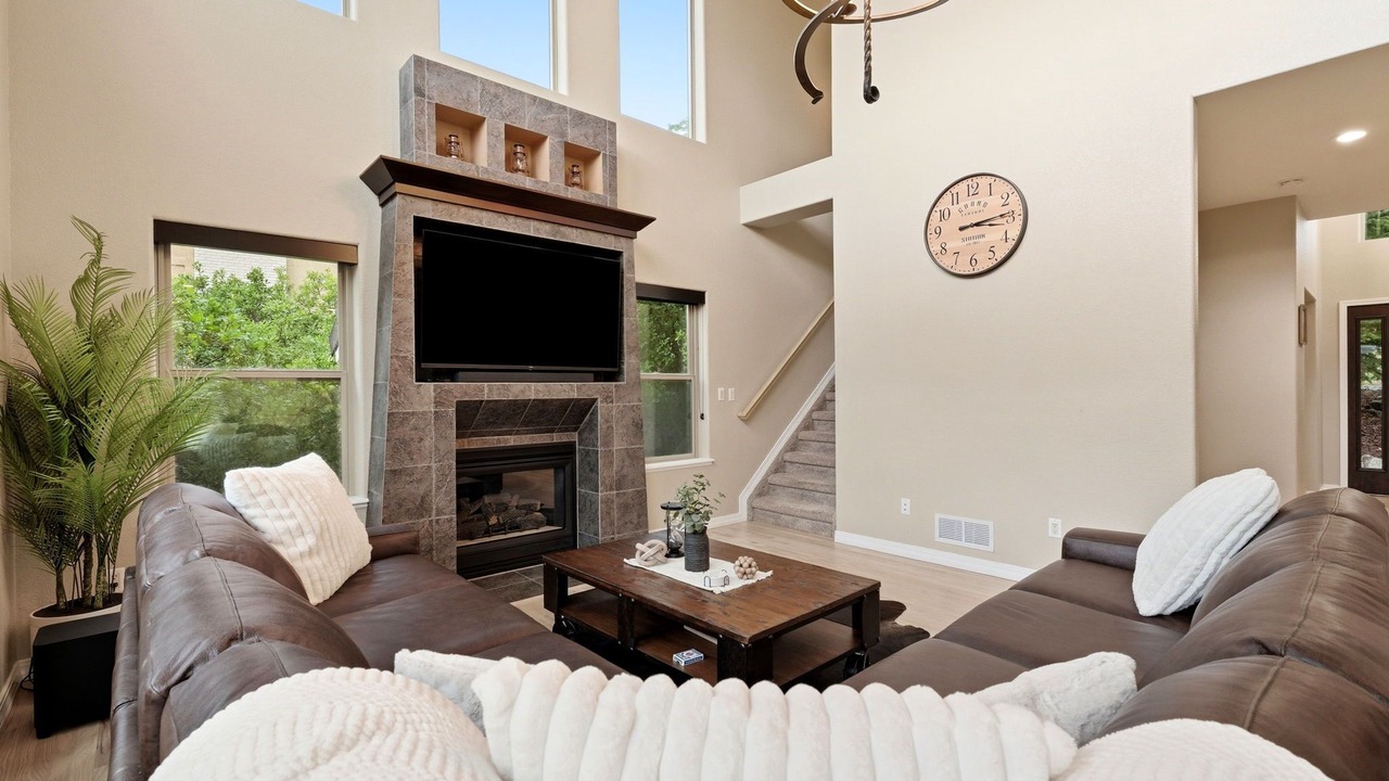 Photo of Livingroom in Southwest Colorado Springs