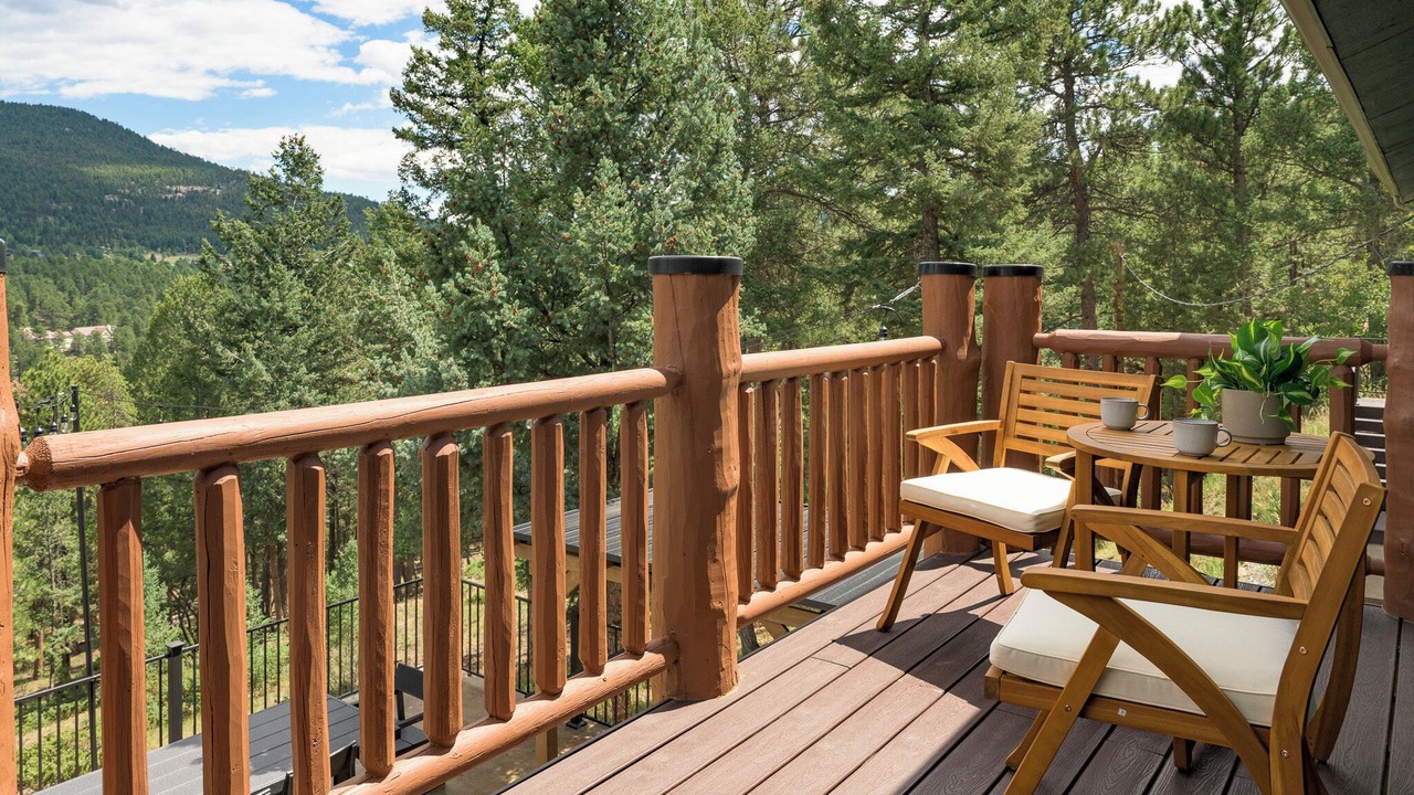 Photo of Outdoor in Evergreen Meadows
