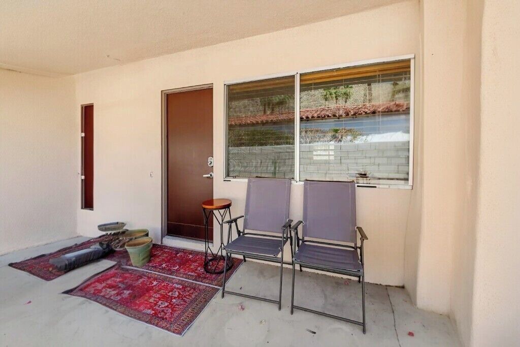 Photo of Patio Balcony in Historic Tennis Club