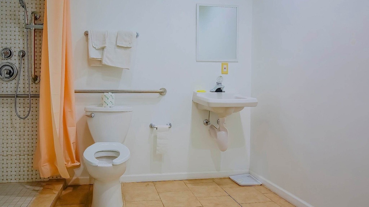 Photo of Bathroom in Markham