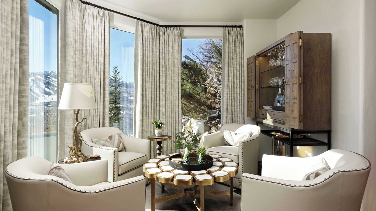 Photo of Livingroom in Red Mountain