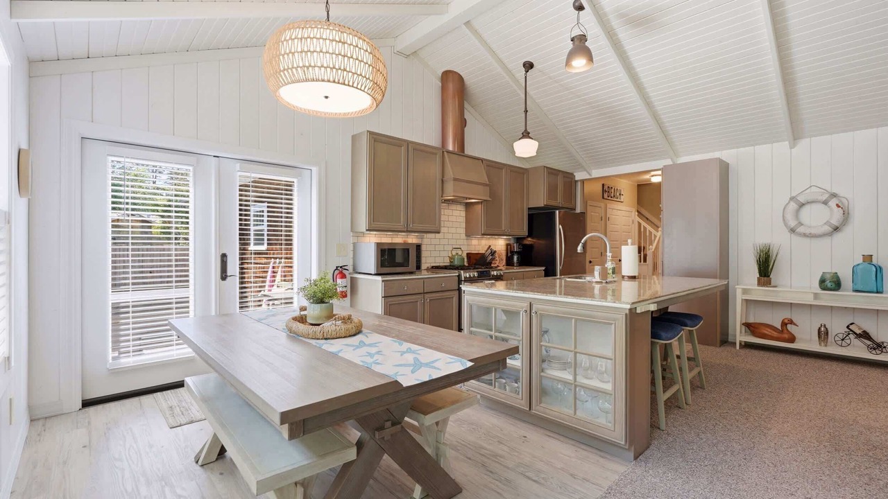 Photo of Kitchen in Cannon Beach
