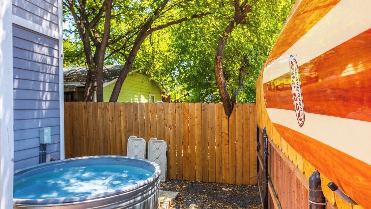 Photo of Outdoor in East Cesar Chavez