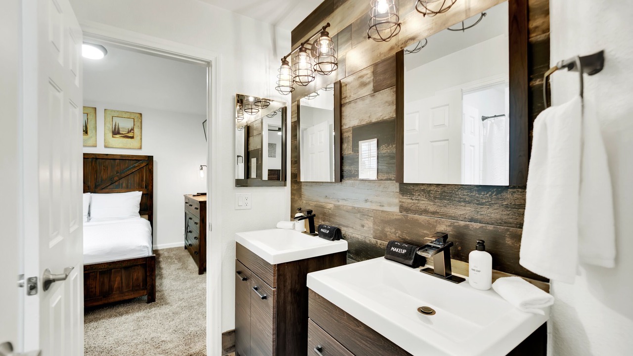 Photo of Bathroom in Foothills
