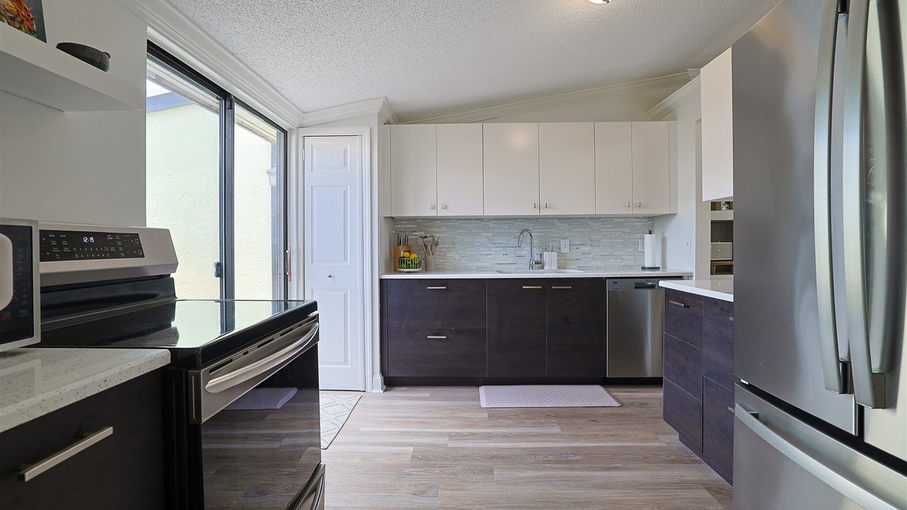 Photo of Kitchen in New Smyrna Beach