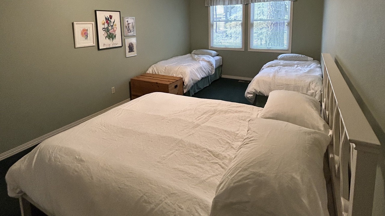 Photo of Bedroom in Black Butte Ranch