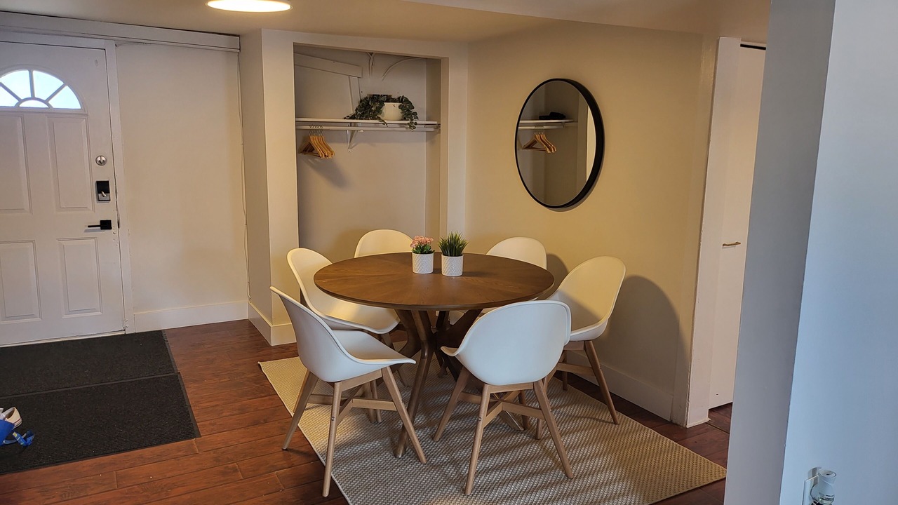 Photo of Livingroom in Vanier North