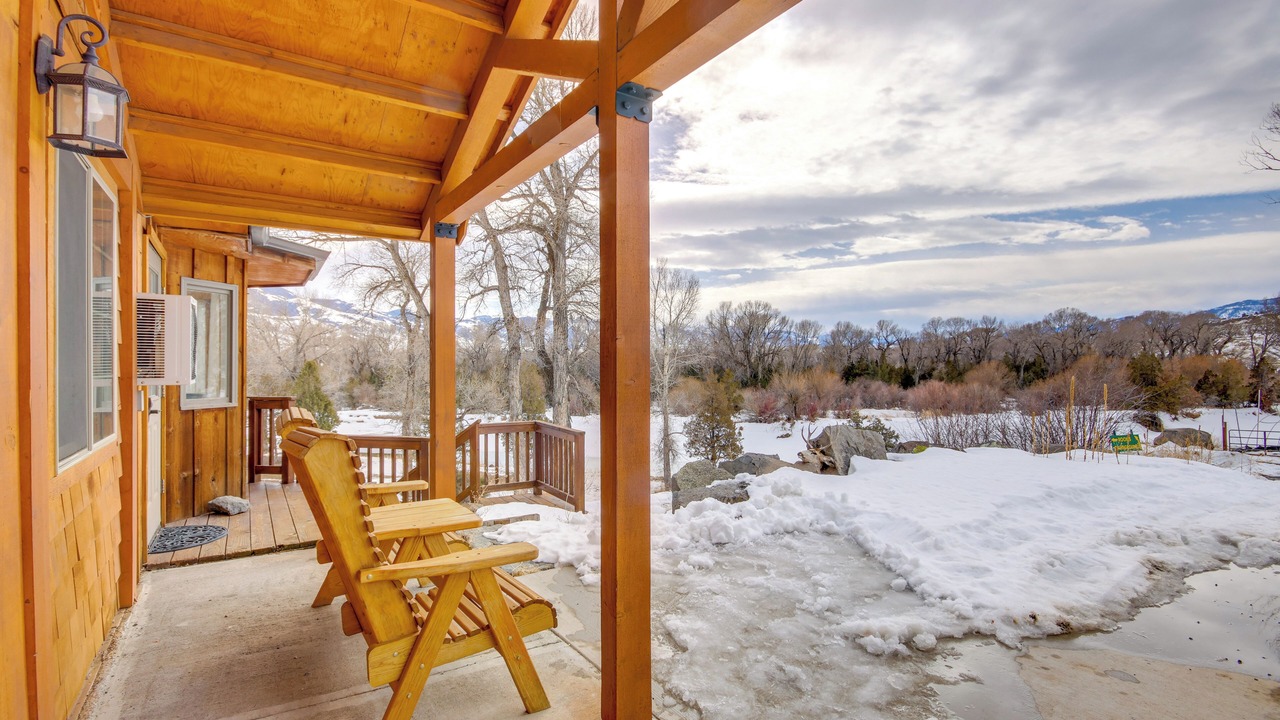 Photo of Outdoor in Emigrant