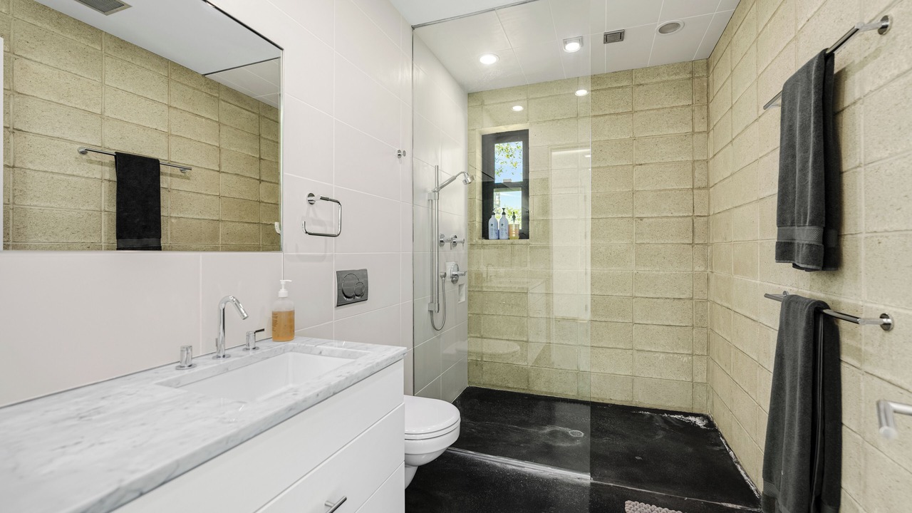 Photo of Bathroom in Hollywood Hills